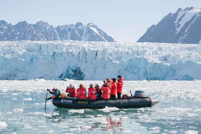 Arctic adventure in Svalbard expedition trip