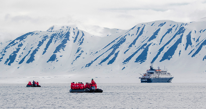 Wilderness Etiquette of Antarctic cruise operators plan their traffic