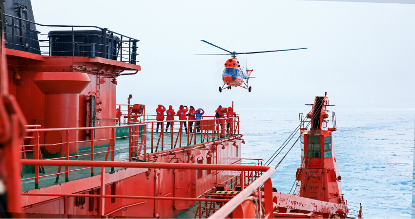 Helicopter excursions during the North Pole cruise