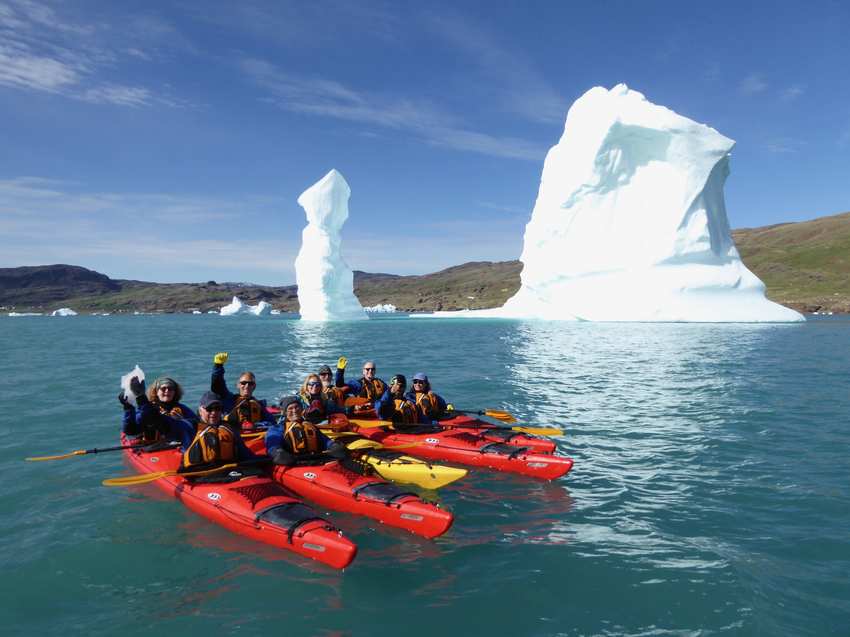 Kayaking with Polar Wildlife