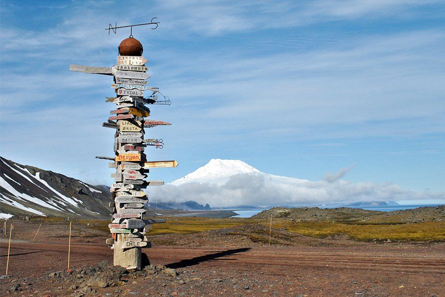 Jan Mayen Island pointer