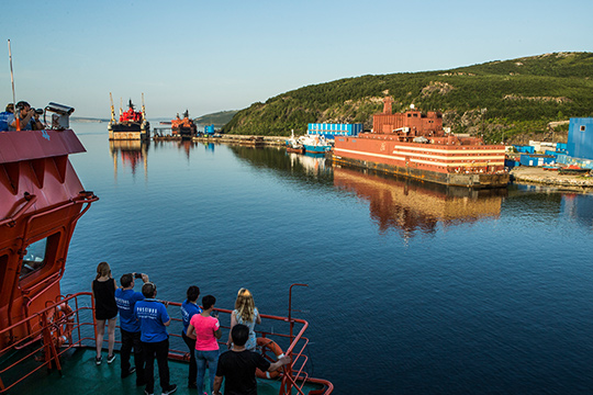 Disembarkation in Murmansk