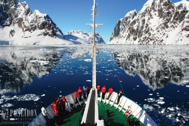 Live broadcast: Antarctica Cruise (13.02-24.02.2015). Day 9