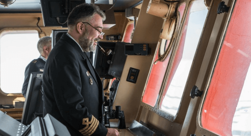 Interview with the Captain of 50 Years of Victory Nuclear-Powered Icebreaker