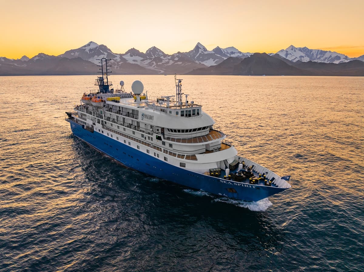 How to Visit South Georgia Island: Complete Expedition Guide