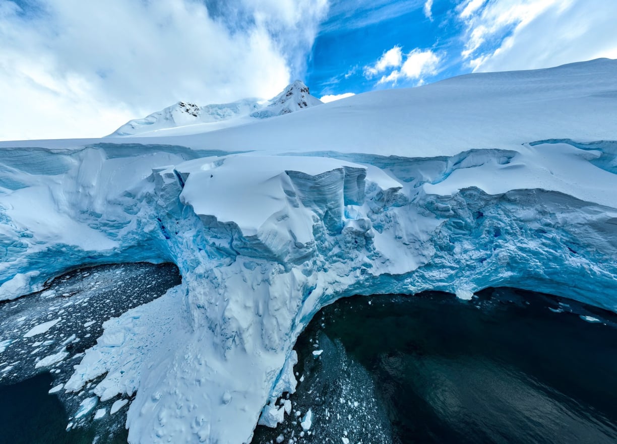 deep-ice-crevasse.jpg