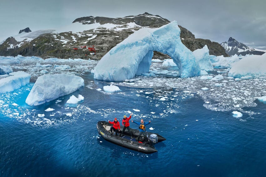 Does Antarctica have tourist attractions?