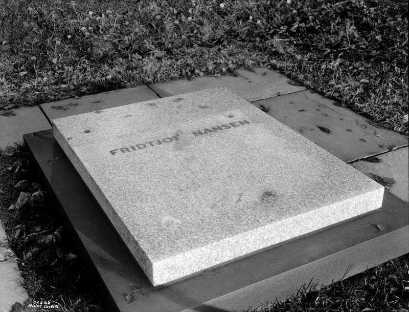  Nansen’s grave