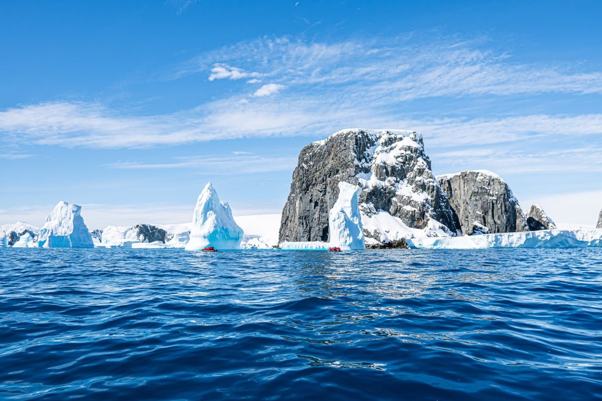 icebergs-in-ocean.jpg