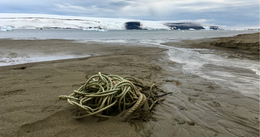 Reducing beach waste