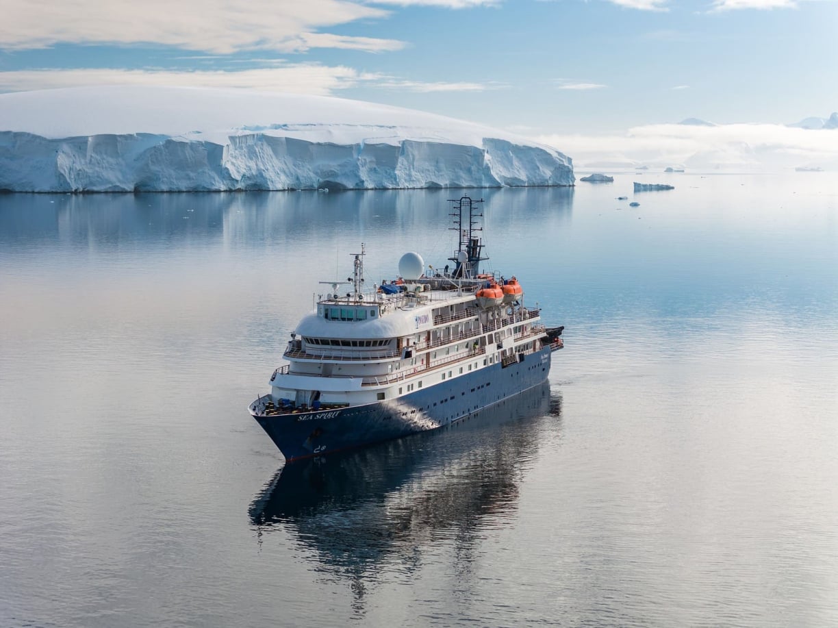 When Antarctica Reaches Its Extremes When Antarctica Reaches Its Extremes