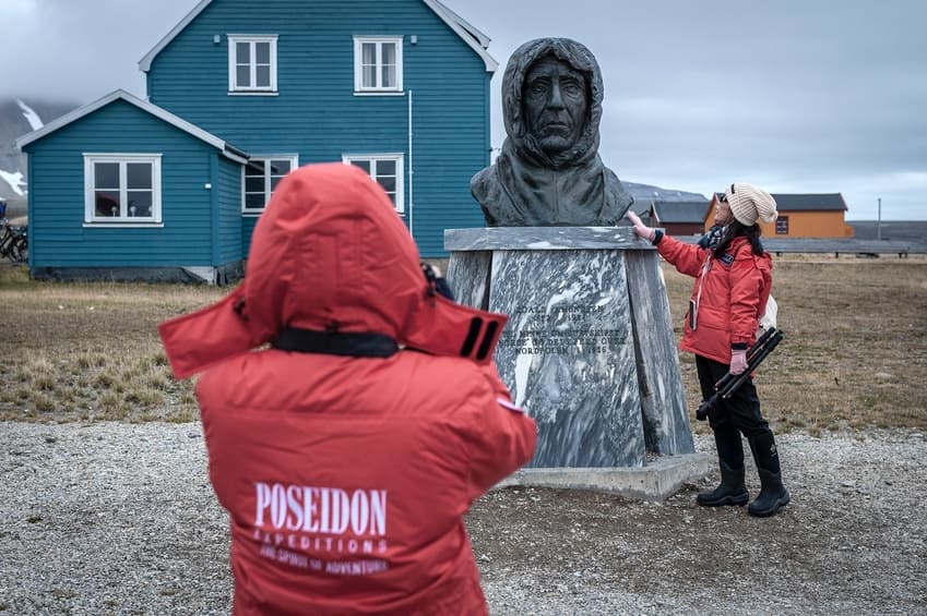 No cats allowed No cats allowed