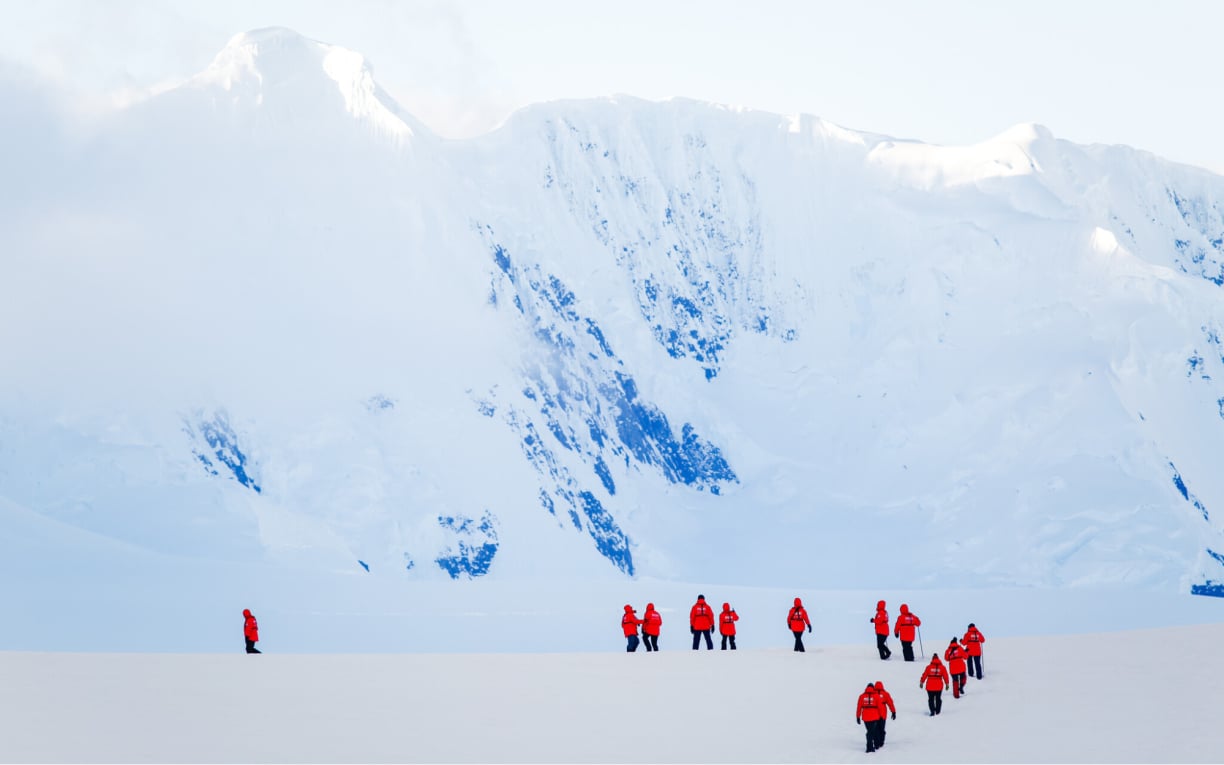 tourists-overlooking-glacier.jpg