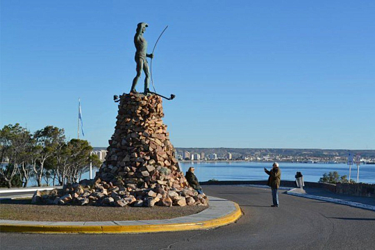 Puerto Madryn monument