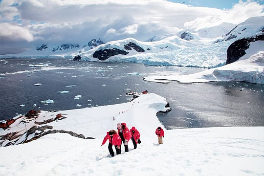 Antarctic Peninsula Mountains